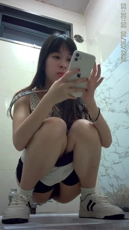 [BFJP-75] Beautiful Girl Toilet Voyeur Urination 美少女トイレ盗撮放尿 Uncensored HD [2024]