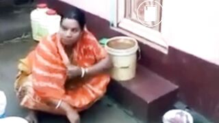 Pissed off Desi Bhabi Shitting, ScatKings.com Scat Porn 1 ScatKings.com Scat Porn