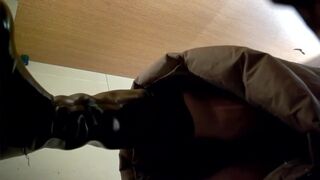 厕拍大神女厕所全景偷拍两位熟女同事肥美的小黑鲍鱼.31, ScatKings.com Scat Porn 9 ScatKings.com Scat Porn